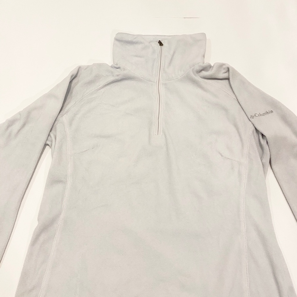 baby blue fleece vintage 70’s pullover